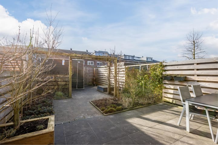 Foto 47 van Niek Engelschmanstraat 15