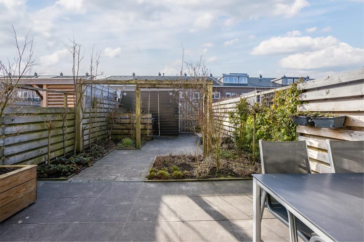 Foto 48 van Niek Engelschmanstraat 15