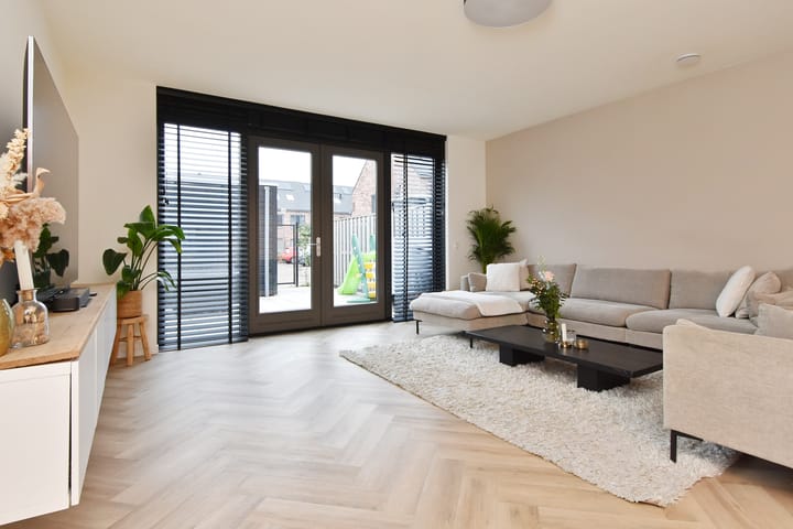 Foto 2 van Zonnebaars 21