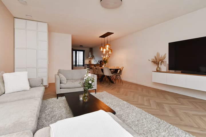 Foto 17 van Zonnebaars 21