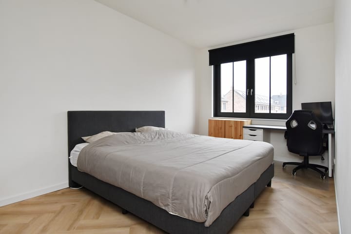 Foto 19 van Zonnebaars 21