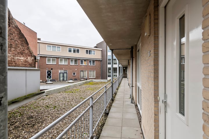 Foto 4 van Damstraat 22