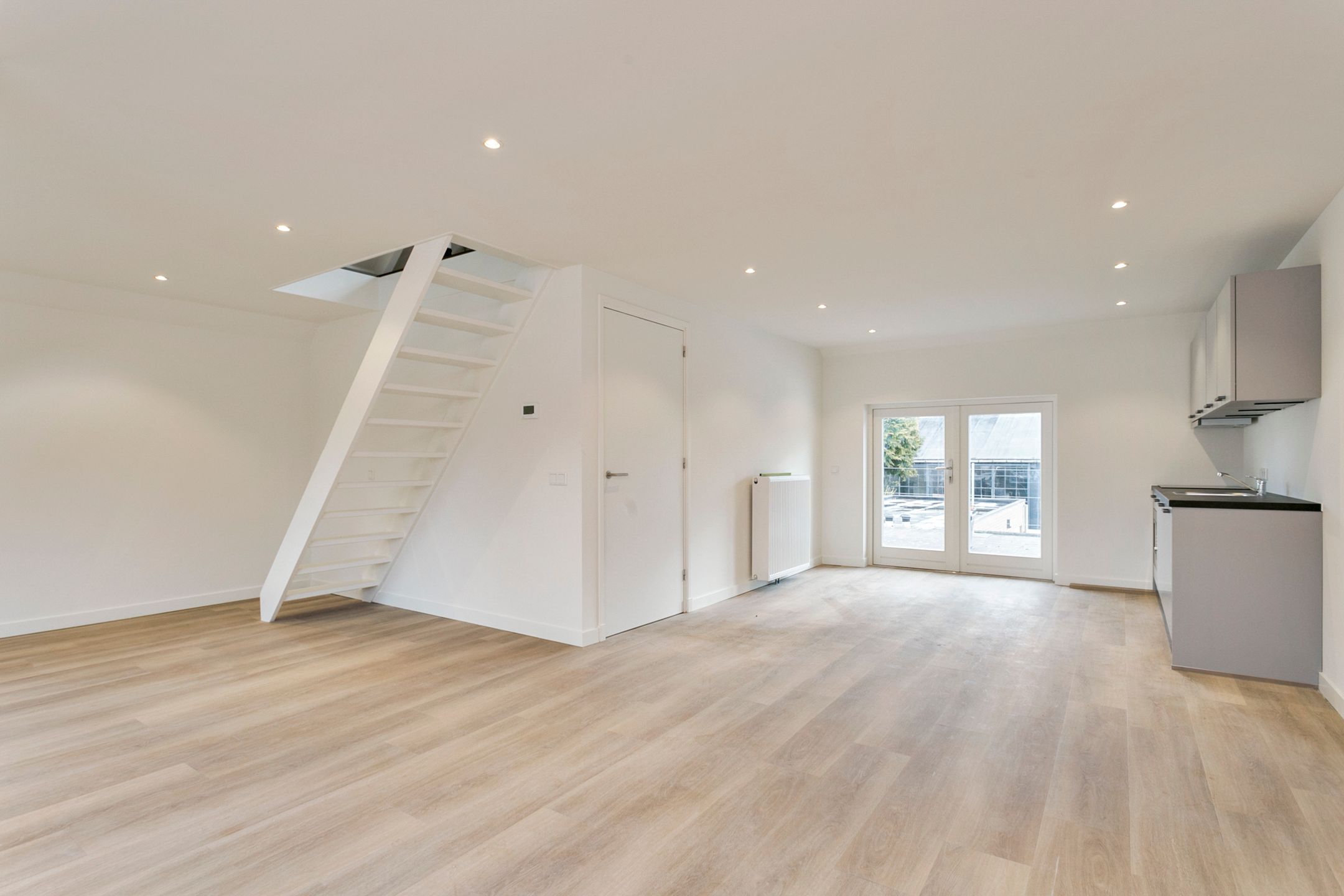 Foto 9 van Hastelweg 73-A