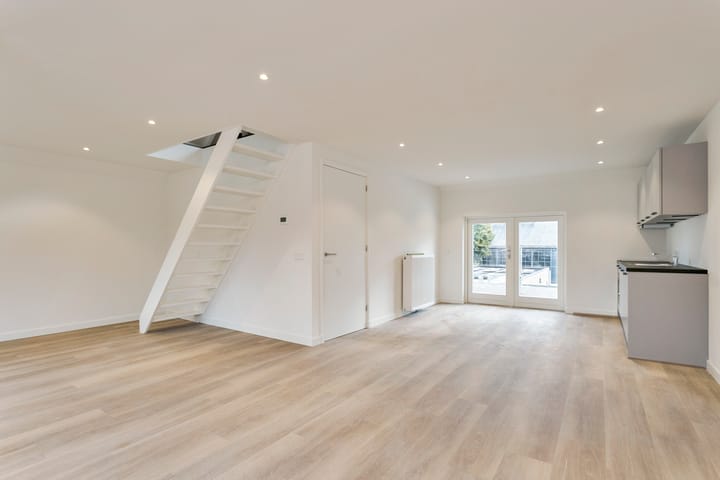 Foto 9 van Hastelweg 73-A