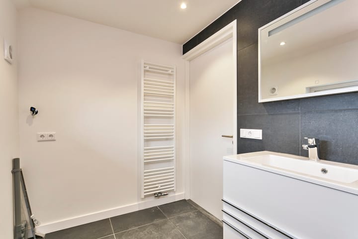 Foto 21 van Hastelweg 73-A