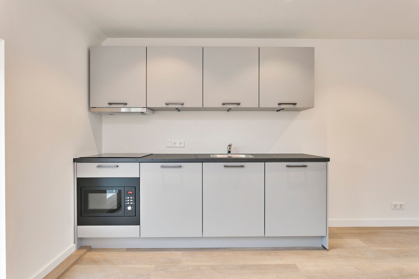 Foto 14 van Hastelweg 73-A