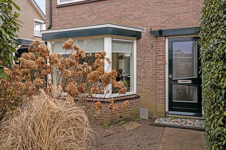 Foto 2 van Waardenborchstraat 3