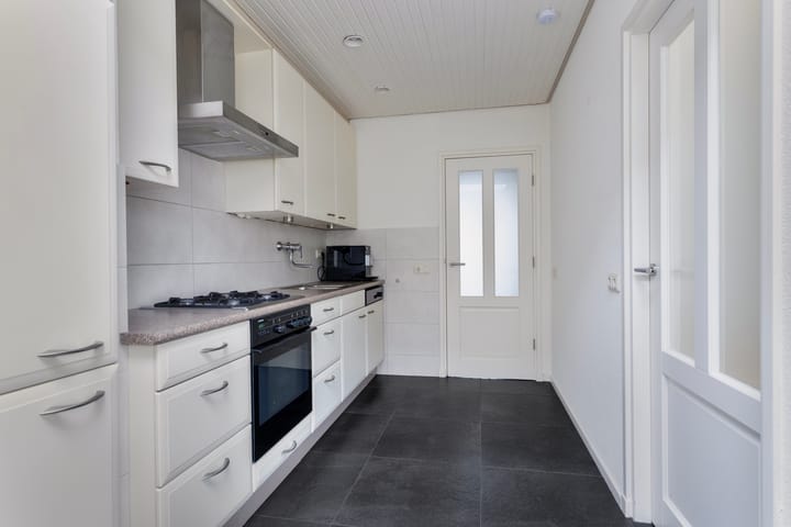 Foto 9 van Waardenborchstraat 3