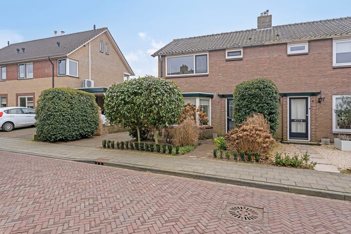 Foto 32 van Waardenborchstraat 3