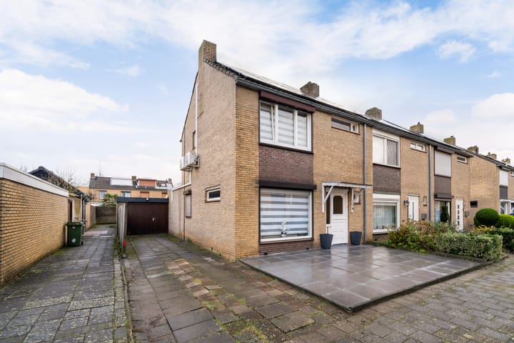 Photo 1 of Sophiestraat 17