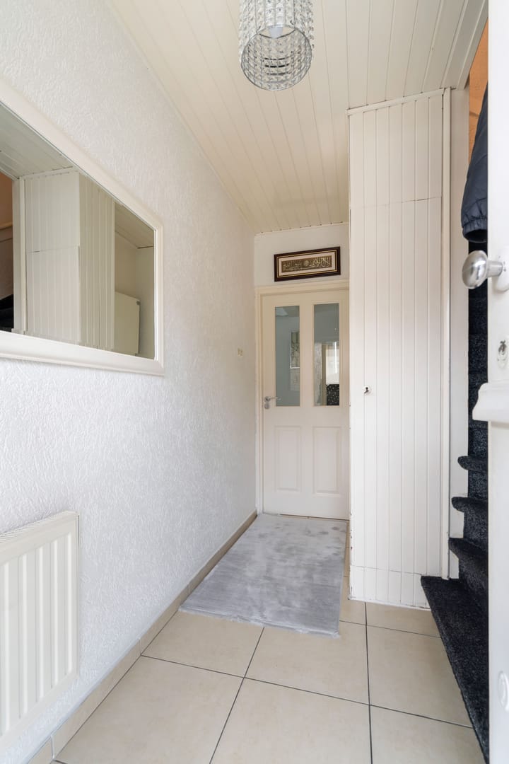 Photo 8 of Sophiestraat 17