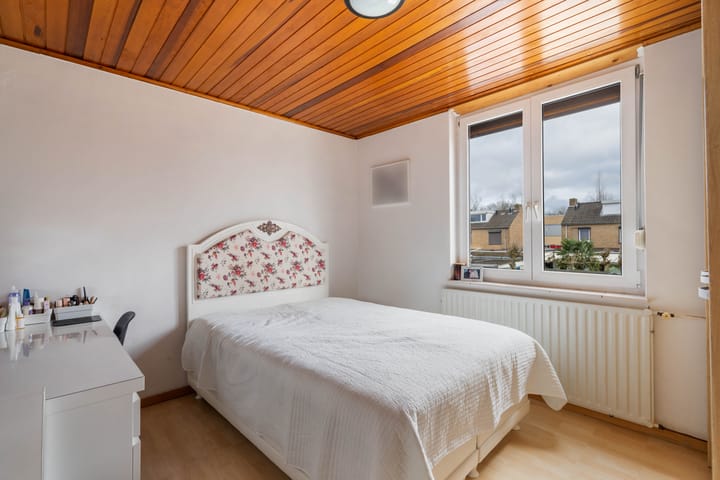 Photo 20 of Sophiestraat 17