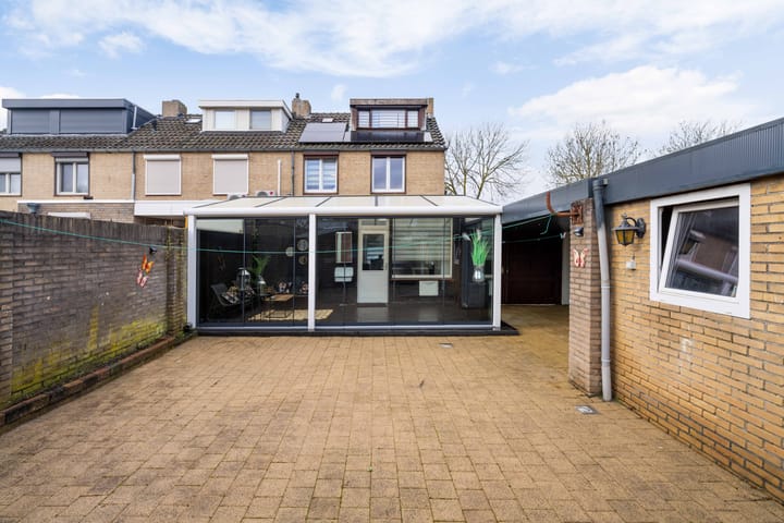 Photo 29 of Sophiestraat 17