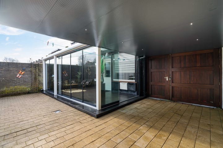 Photo 33 of Sophiestraat 17