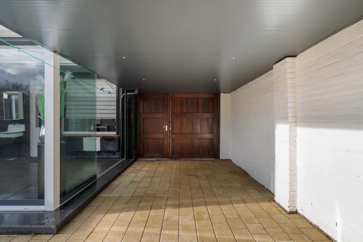 Photo 34 of Sophiestraat 17