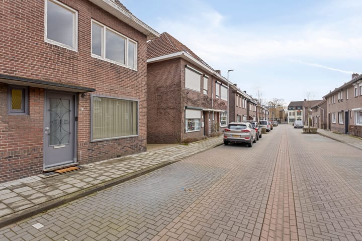 Foto 2 van Mgr. Lebouillestraat 67