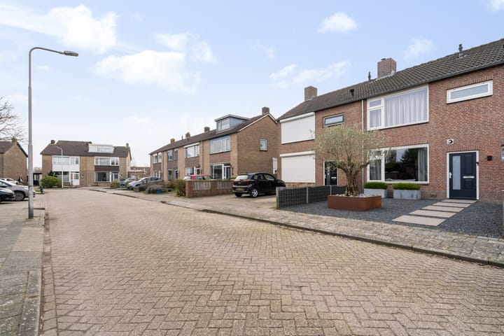 Foto 51 van Wethouder Klerkstraat 25