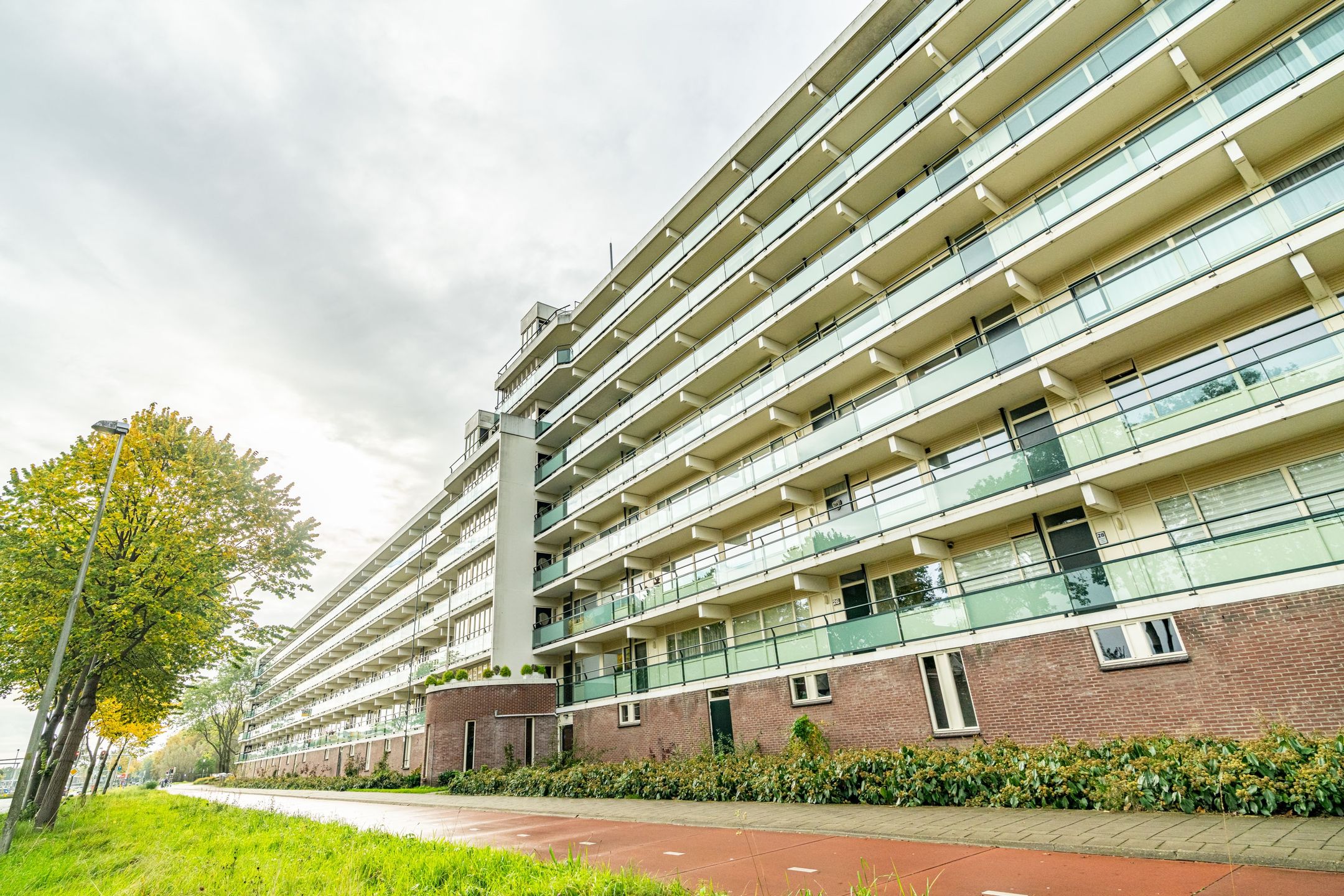 Photo 42 of Merelstraat 176