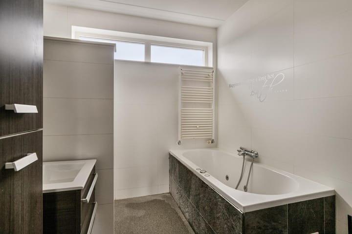 Foto 12 van Balkstraat 10