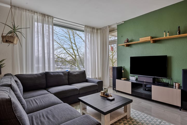 Foto 8 van Schrijverspark 167-02