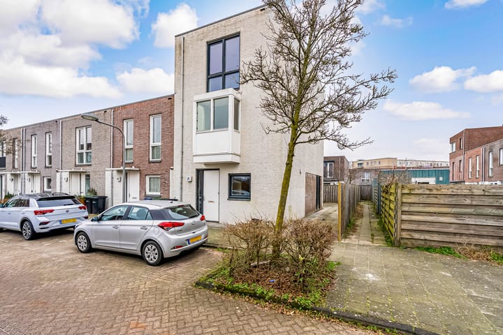 Foto 1 van Lokistraat 21