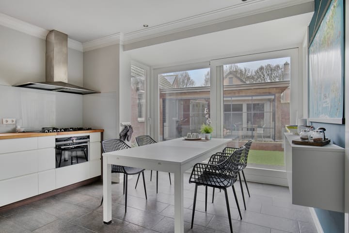 Foto 11 van Van Wagenbergstraat 1-B