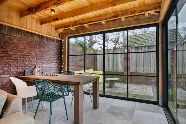 Foto 36 van Van Wagenbergstraat 1-B