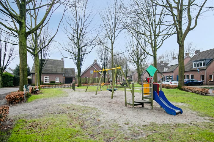 Foto 41 van Van Wagenbergstraat 1-B