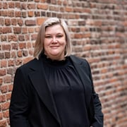 Joyce van Os-Loof - Commercieel Medewerker