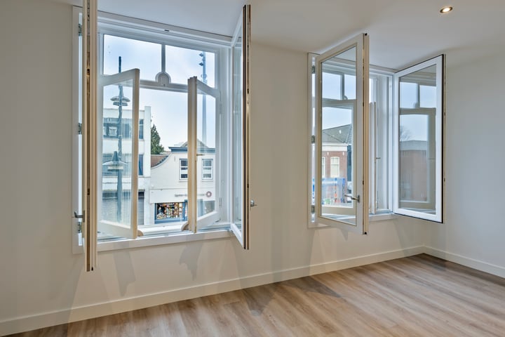 Bekijk foto 3 van Marktstraat 10-B