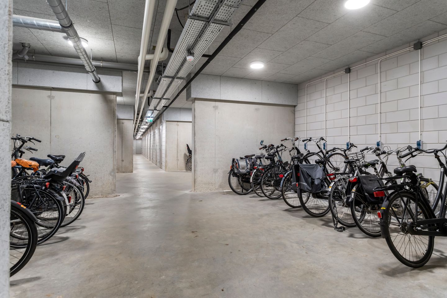 Foto 35 van Carel Willinkstraat 74