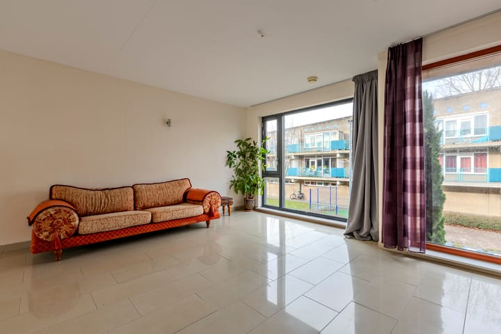 Foto 15 van Willem Hedastraat 85