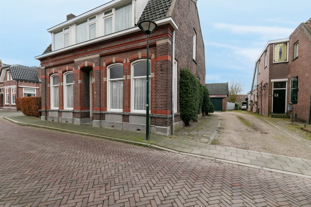 Photo 8 of Prins Hendrikstraat 40