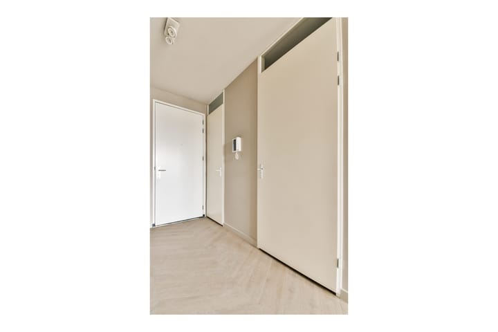 Foto 5 van Bezaanjachtplein 97