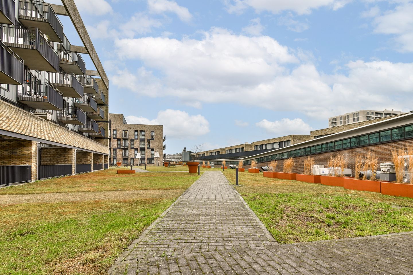 Photo 14 of Bezaanjachtplein 97