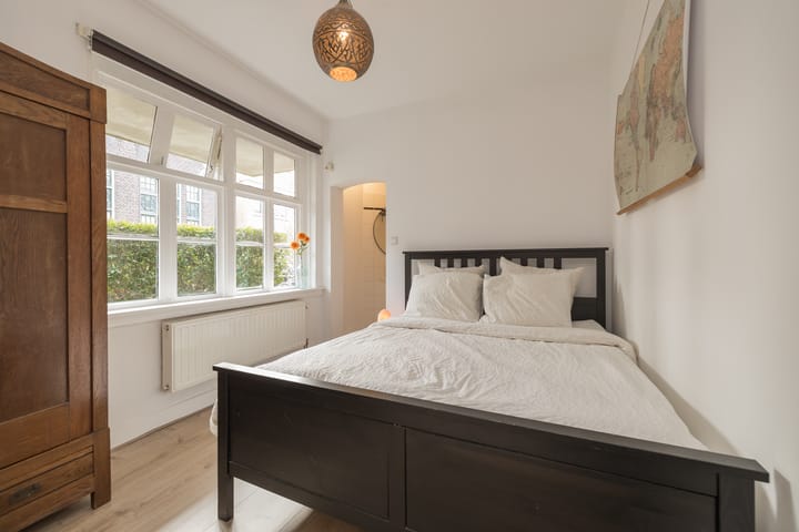 Photo 15 of Evertsenstraat 29