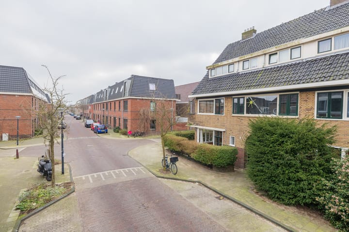 Photo 28 of Evertsenstraat 29