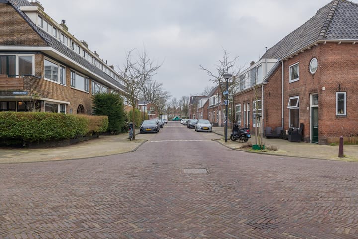 Photo 29 of Evertsenstraat 29