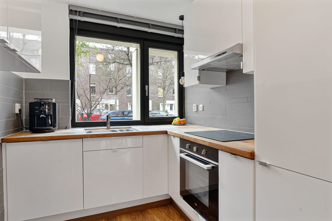 Photo 16 of Douglaslaan 31