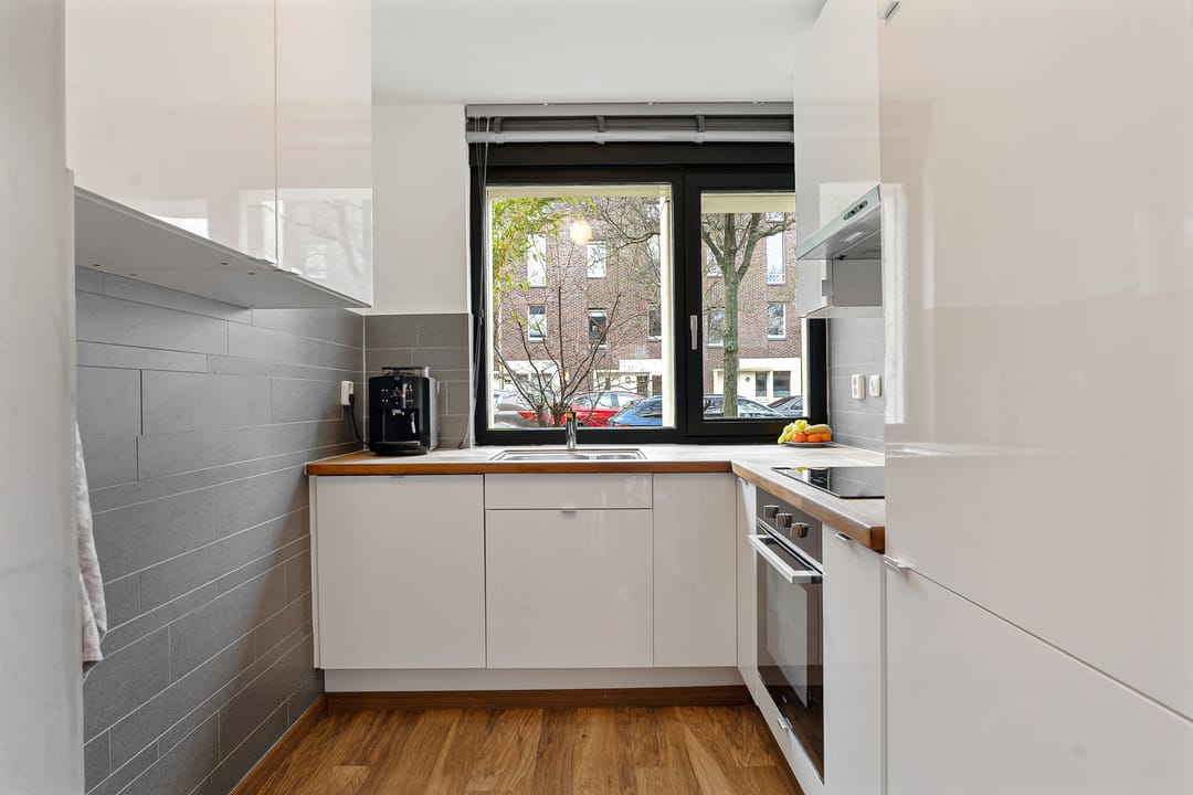 Photo 2 of Douglaslaan 31