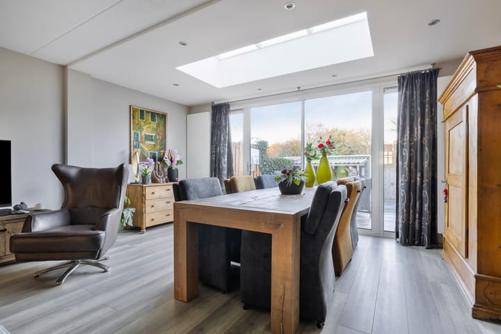 Foto 7 van De Gasperisingel 17