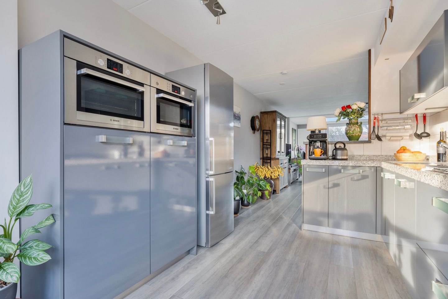 Foto 10 van De Gasperisingel 17