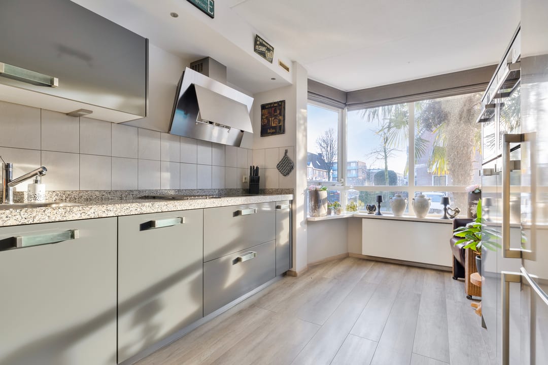 Foto 11 van De Gasperisingel 17