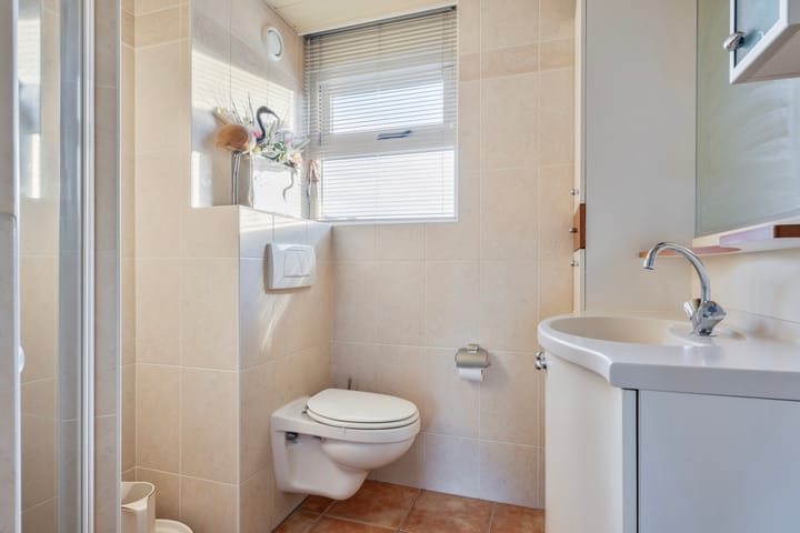 Foto 18 van De Gasperisingel 17