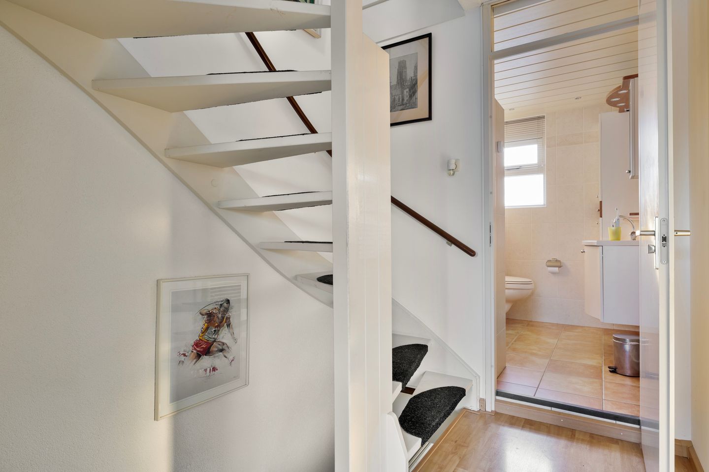 Foto 19 van De Gasperisingel 17