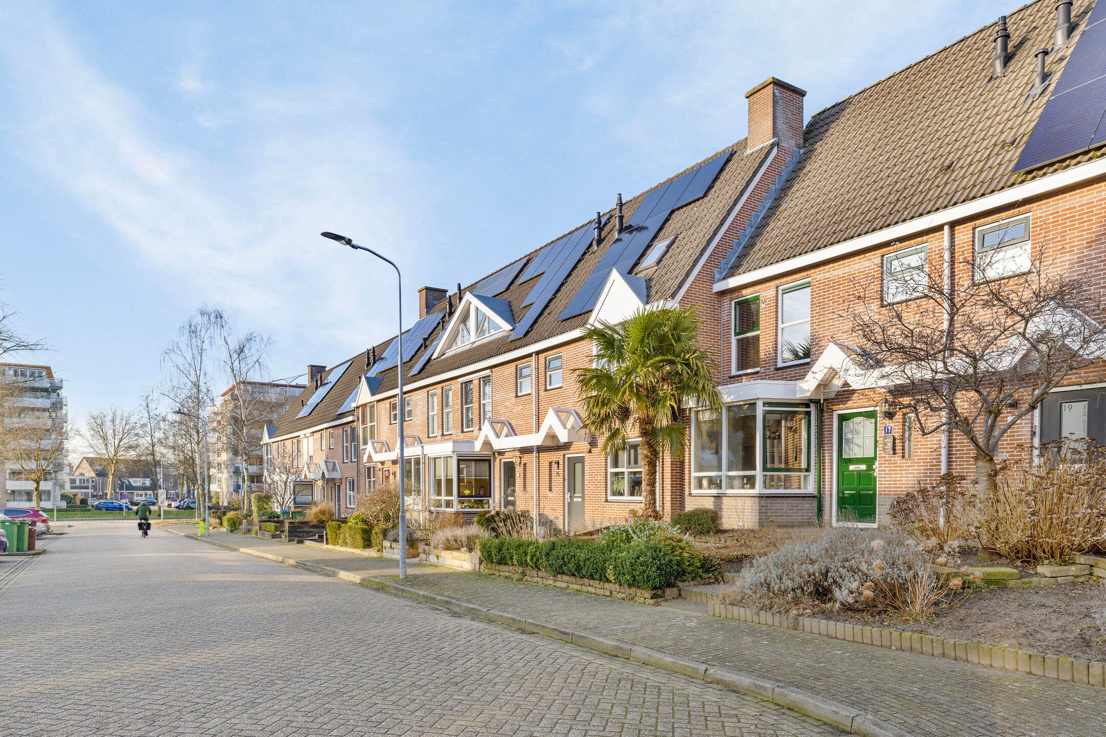 Foto 27 van De Gasperisingel 17