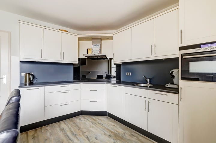 Photo 2 of Meester Beumersstraat 30