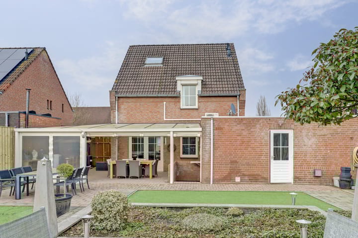 Foto 35 van Meester Beumersstraat 30