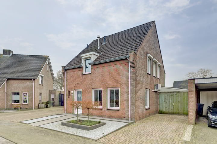 Foto 38 van Meester Beumersstraat 30