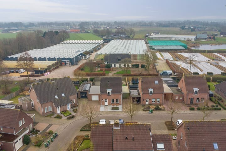 Foto 42 van Meester Beumersstraat 30